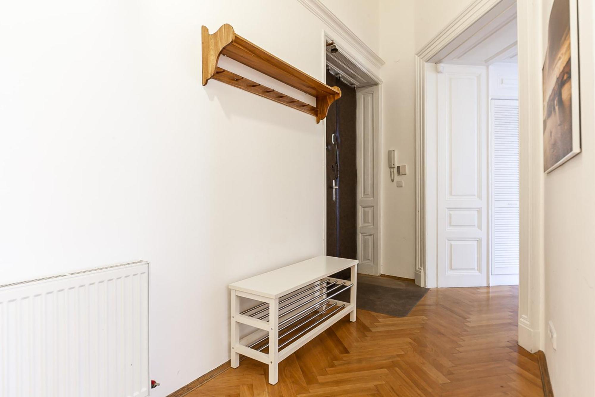 Royal Apartment By Charles Bridge View Of Saint Nicholas Church Praha Eksteriør bilde