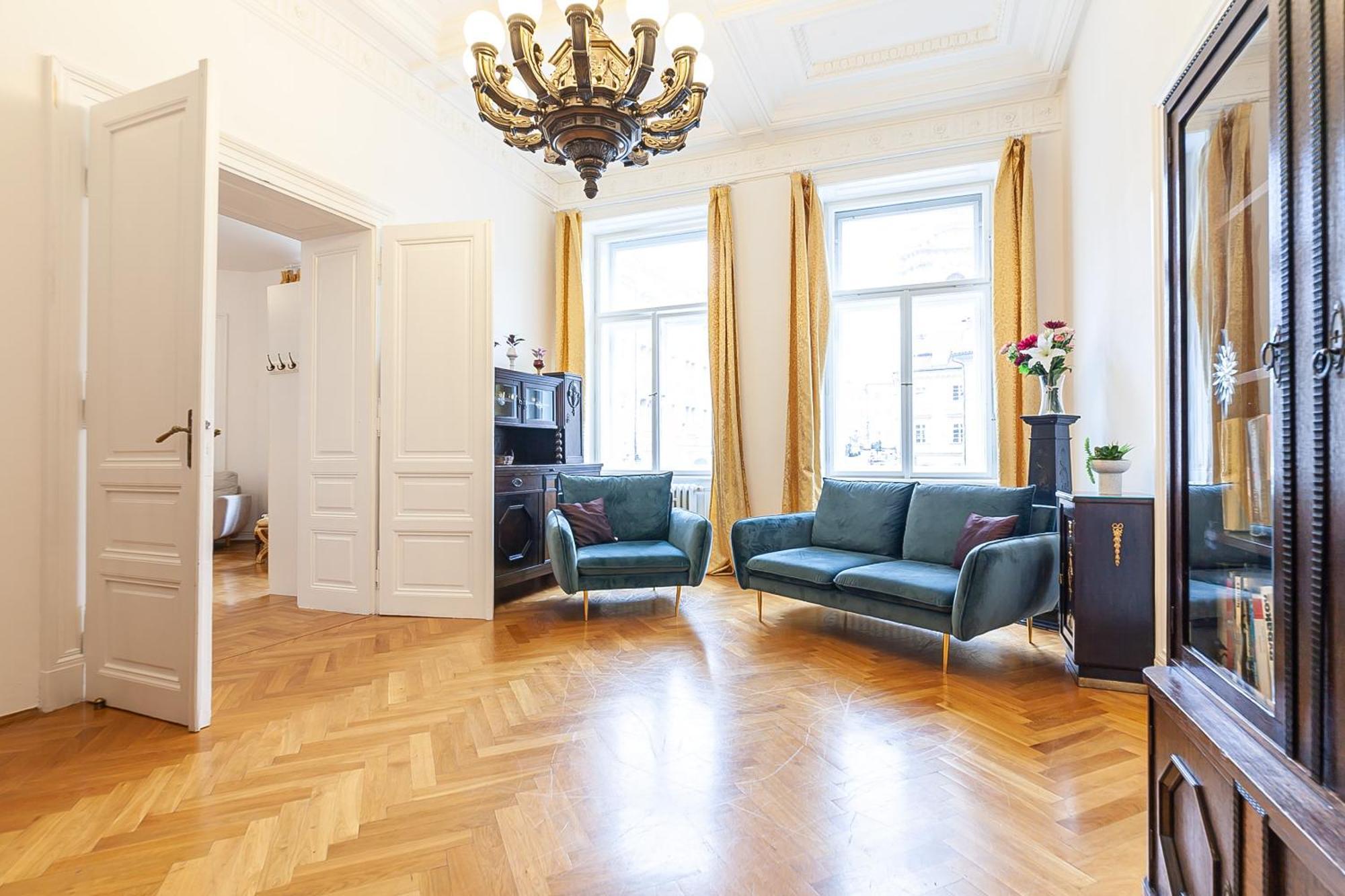 Royal Apartment By Charles Bridge View Of Saint Nicholas Church Praha Eksteriør bilde